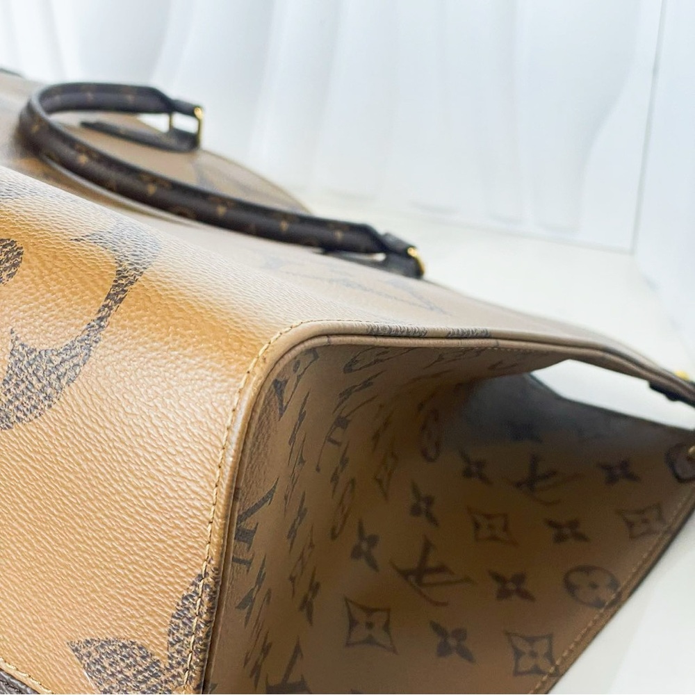 Louis Vuitton Monogram Canvas Tote Bag - Picture 12 of 12